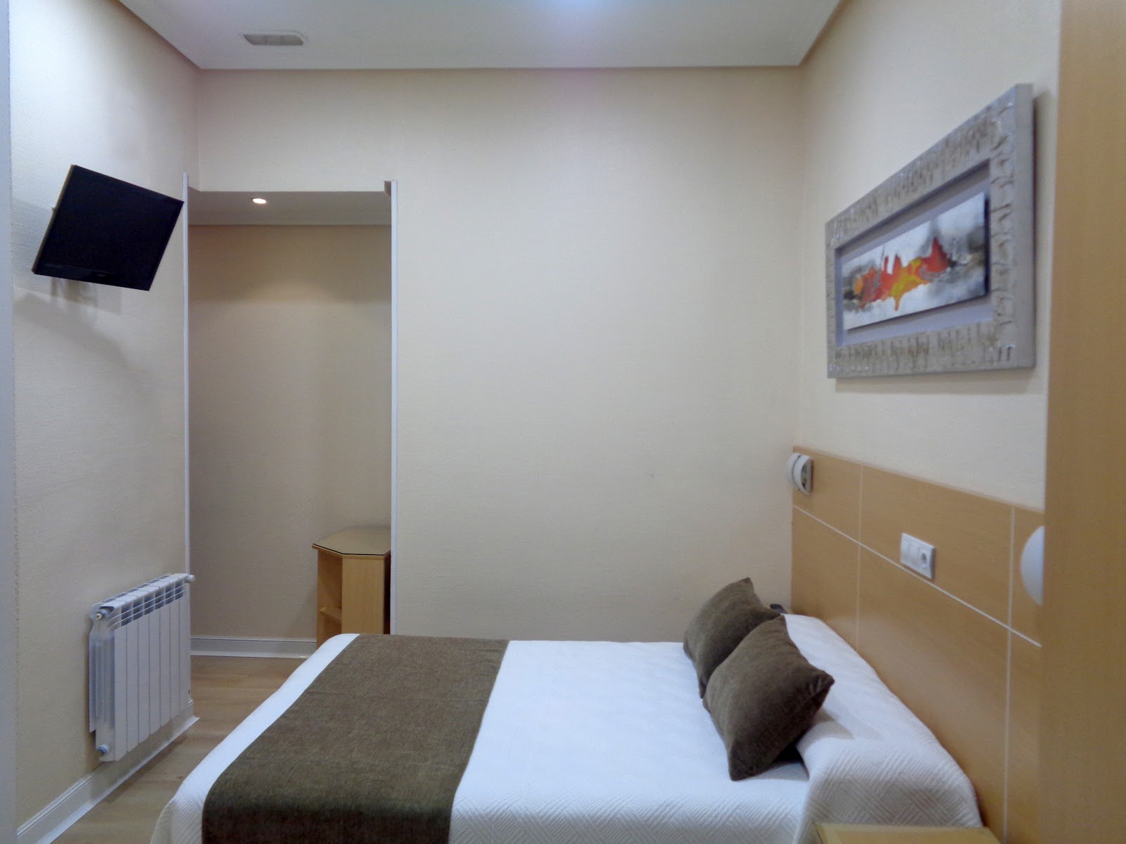 PENSION URUMEA photo 2, pension accommodation in San Sebastian on the Camino del Norte