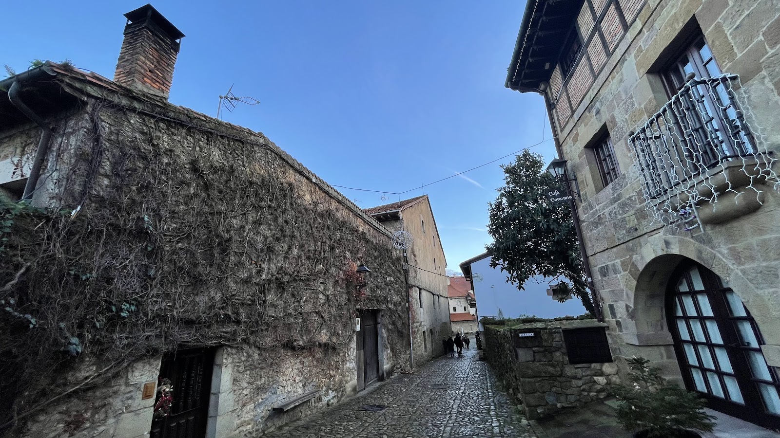 Hospedaje Angelica, guesthouse accommodation in Santillana del Mar on the Camino del Norte
