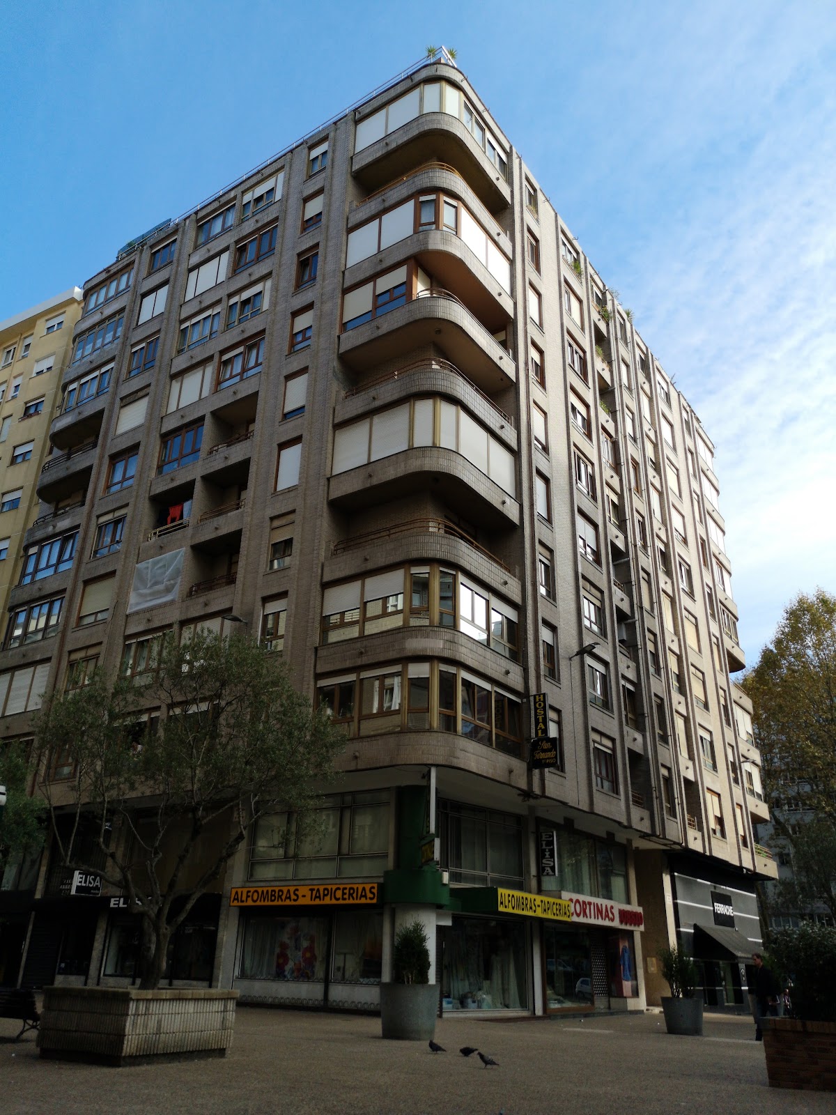 Hostal San Fernando, hotel accommodation in Santander on the Camino del Norte