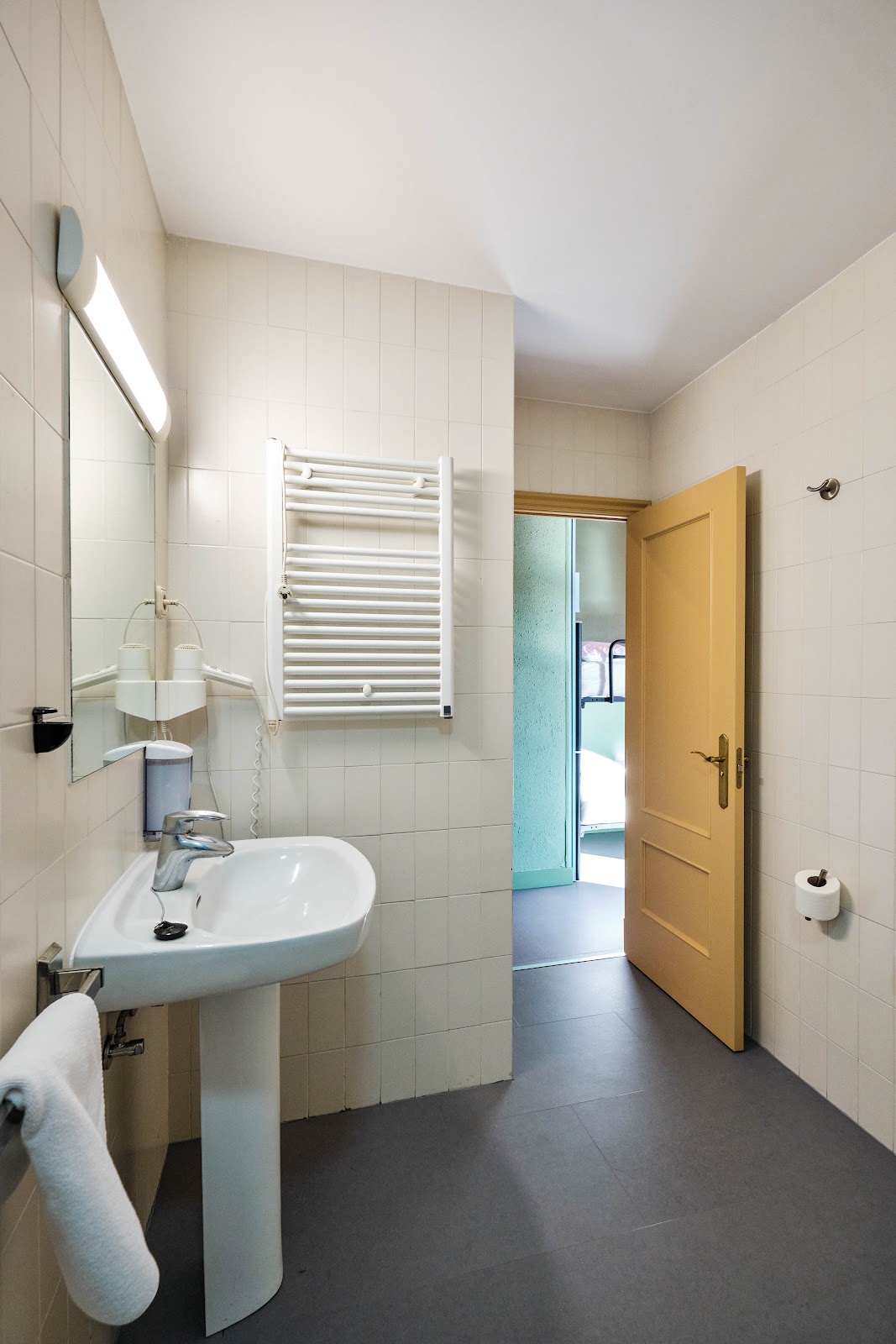 Loop INN Hotel Santiago de Compostela photo 4, hostel accommodation in Santiago de Compostela on the Camino Frances