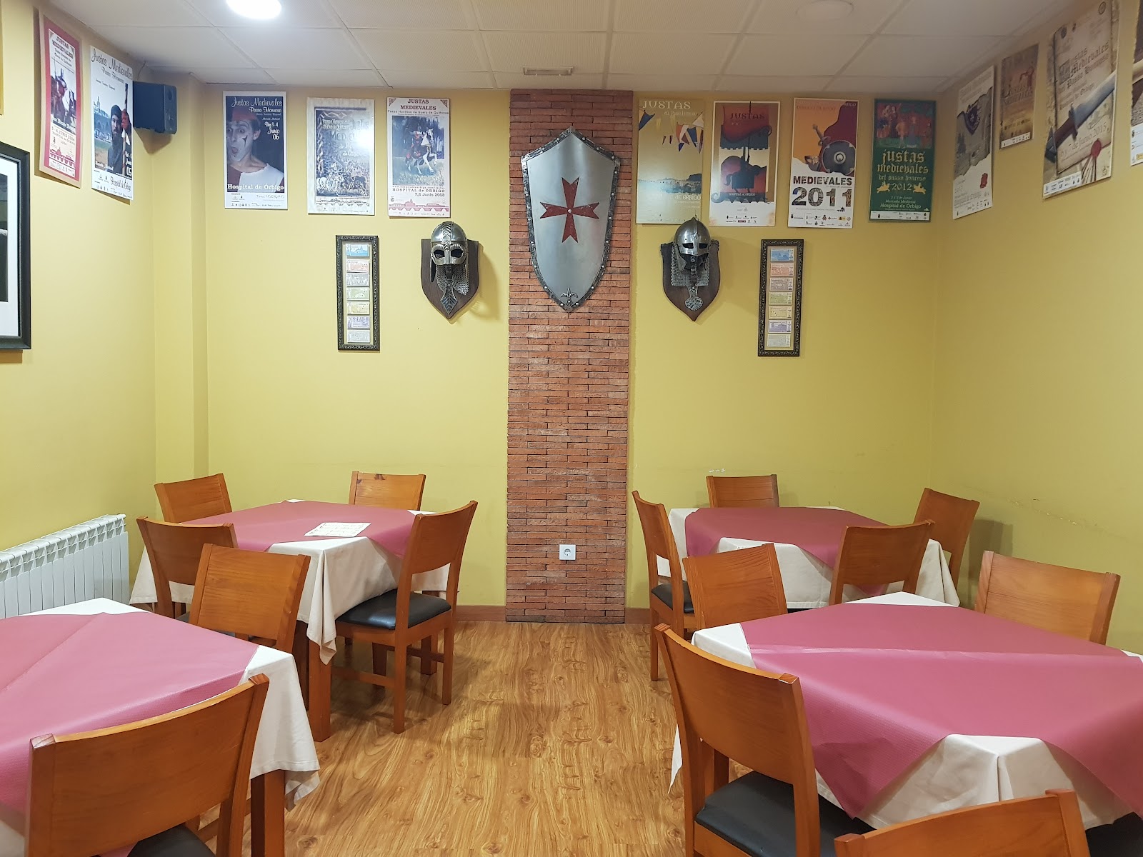 Albergue La Encina photo 5, hostel accommodation in Hospital de Orbigo on the Camino Frances