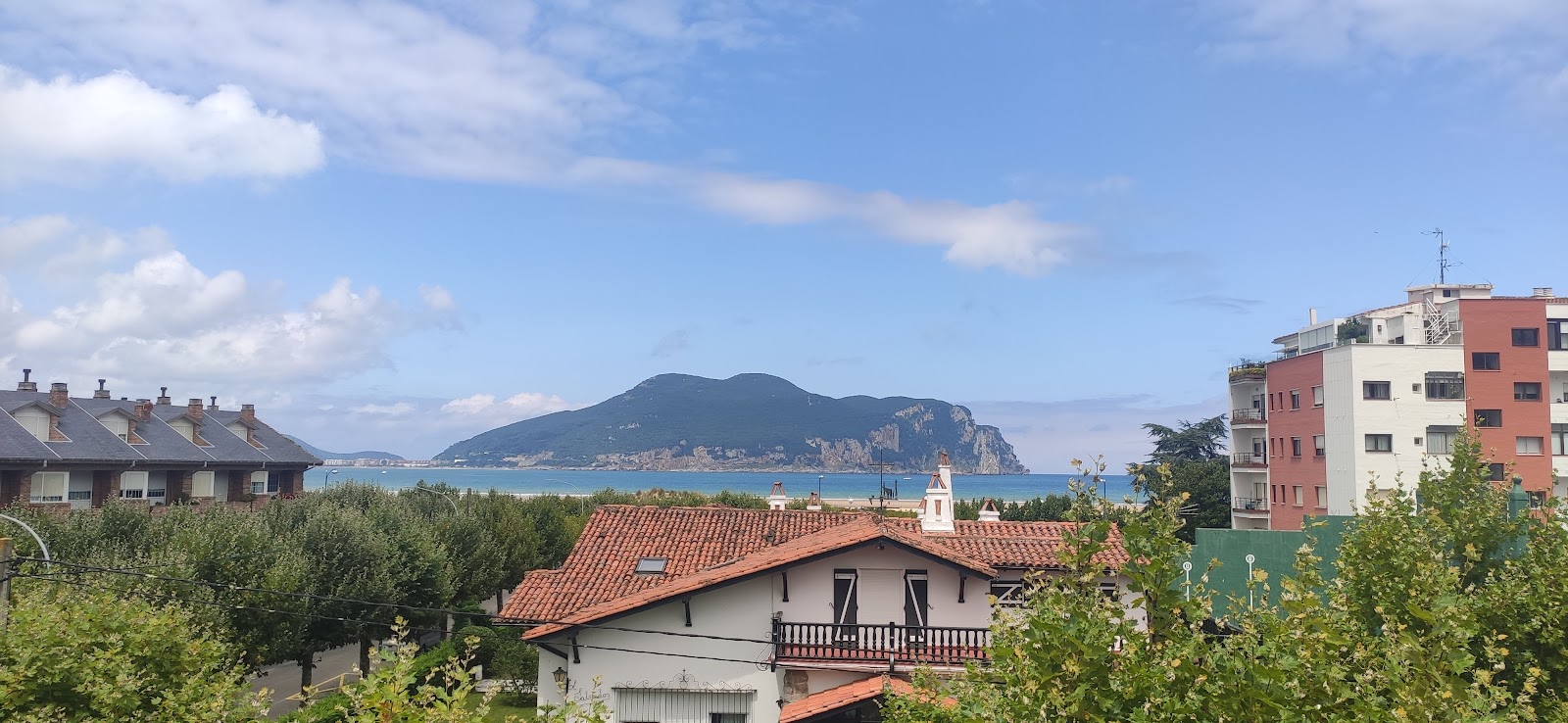 Hotel Cortijo, hotel accommodation in Laredo on the Camino del Norte
