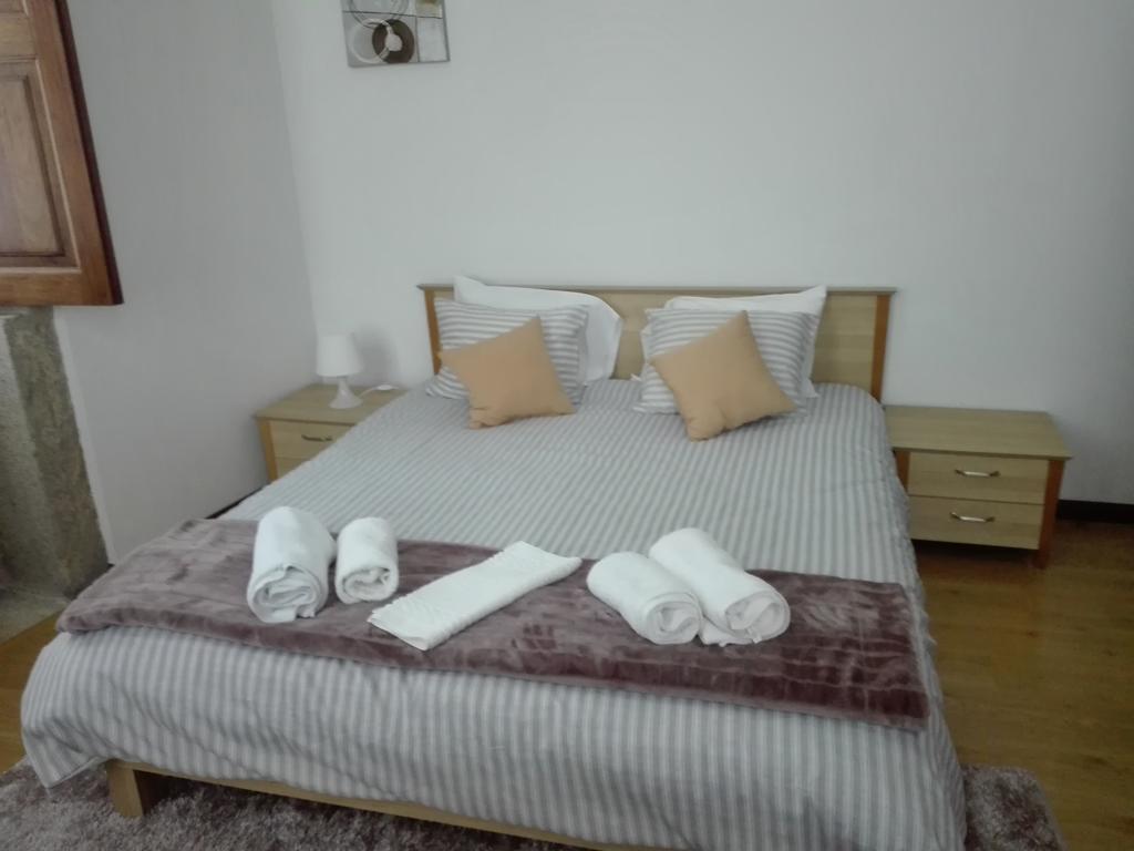 Casa Cardeal Saraiva, guesthouse accommodation in Ponte de Lima on the Camino Portuguese