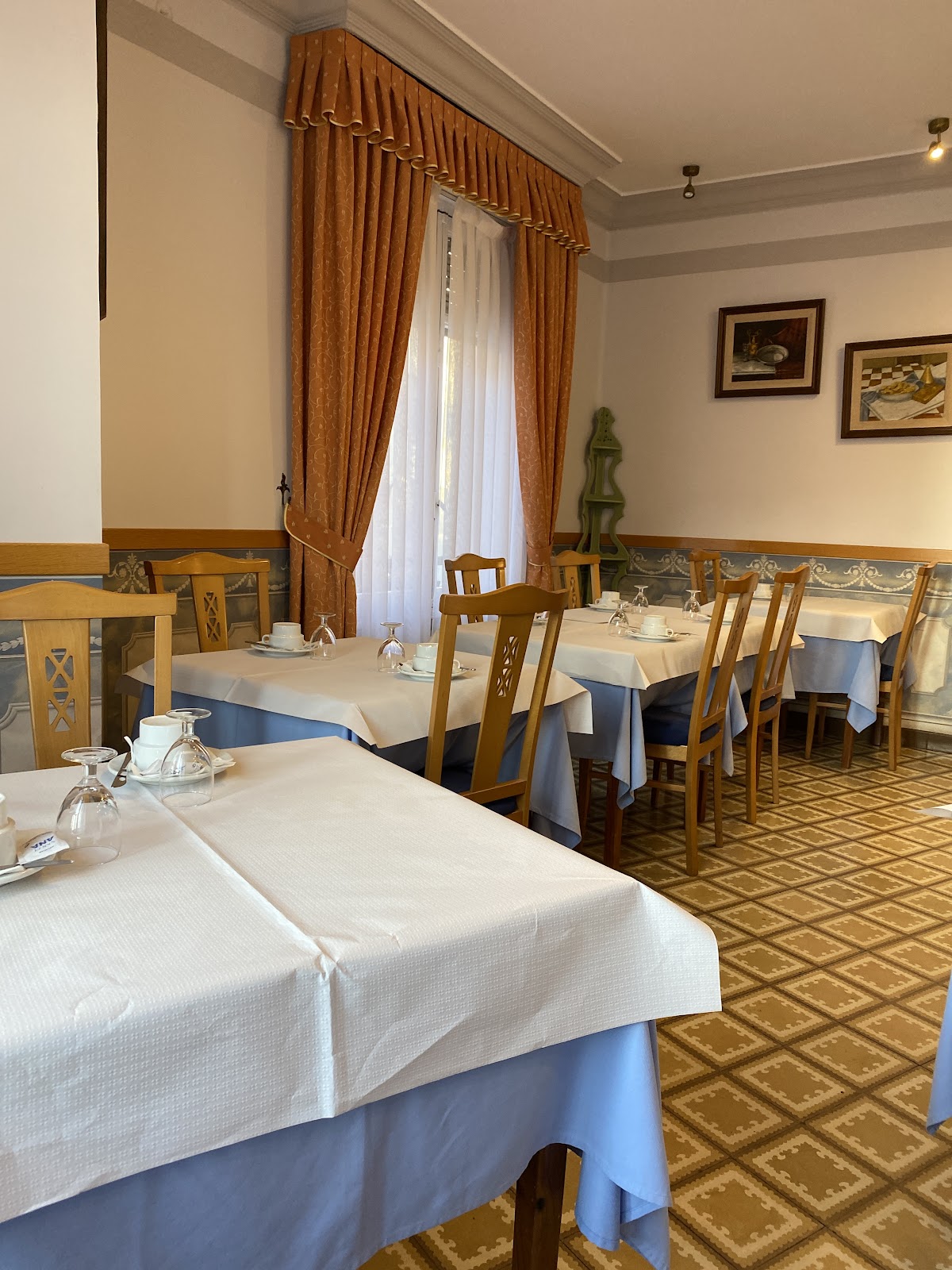 Hostal Orejas photo 8, guesthouse accommodation in León on the Camino Frances