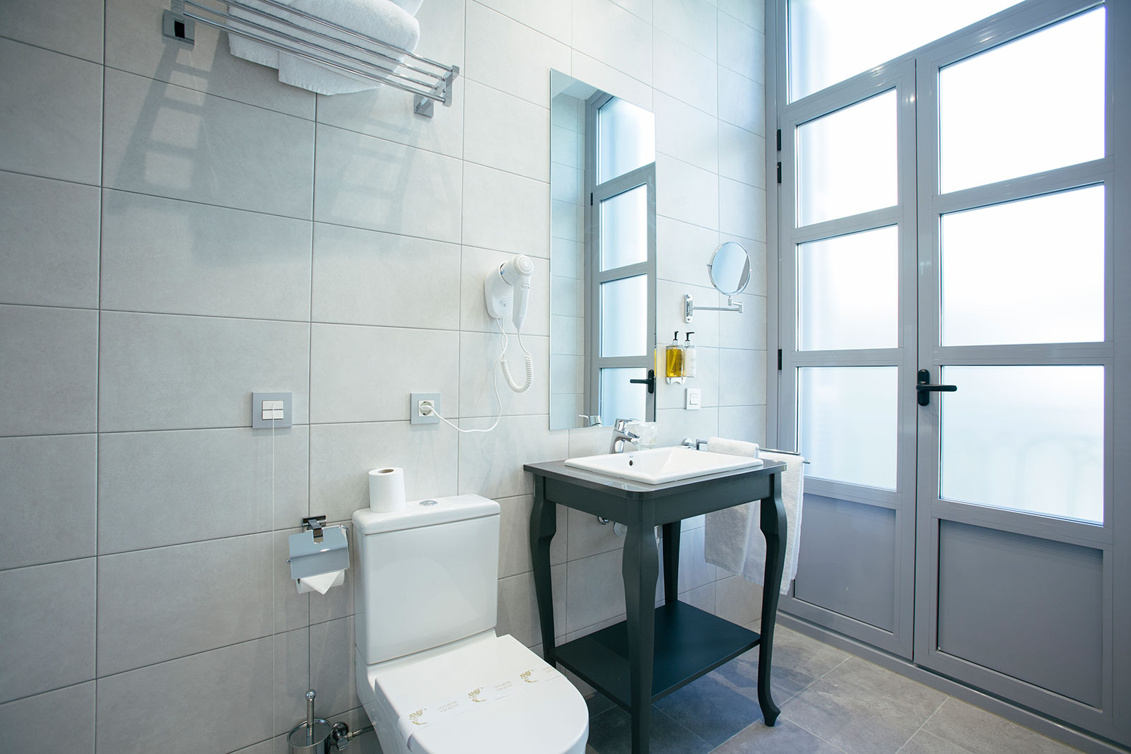 Legazpi Doce Rooms & Suites photo 3, hotel accommodation in San Sebastian on the Camino del Norte