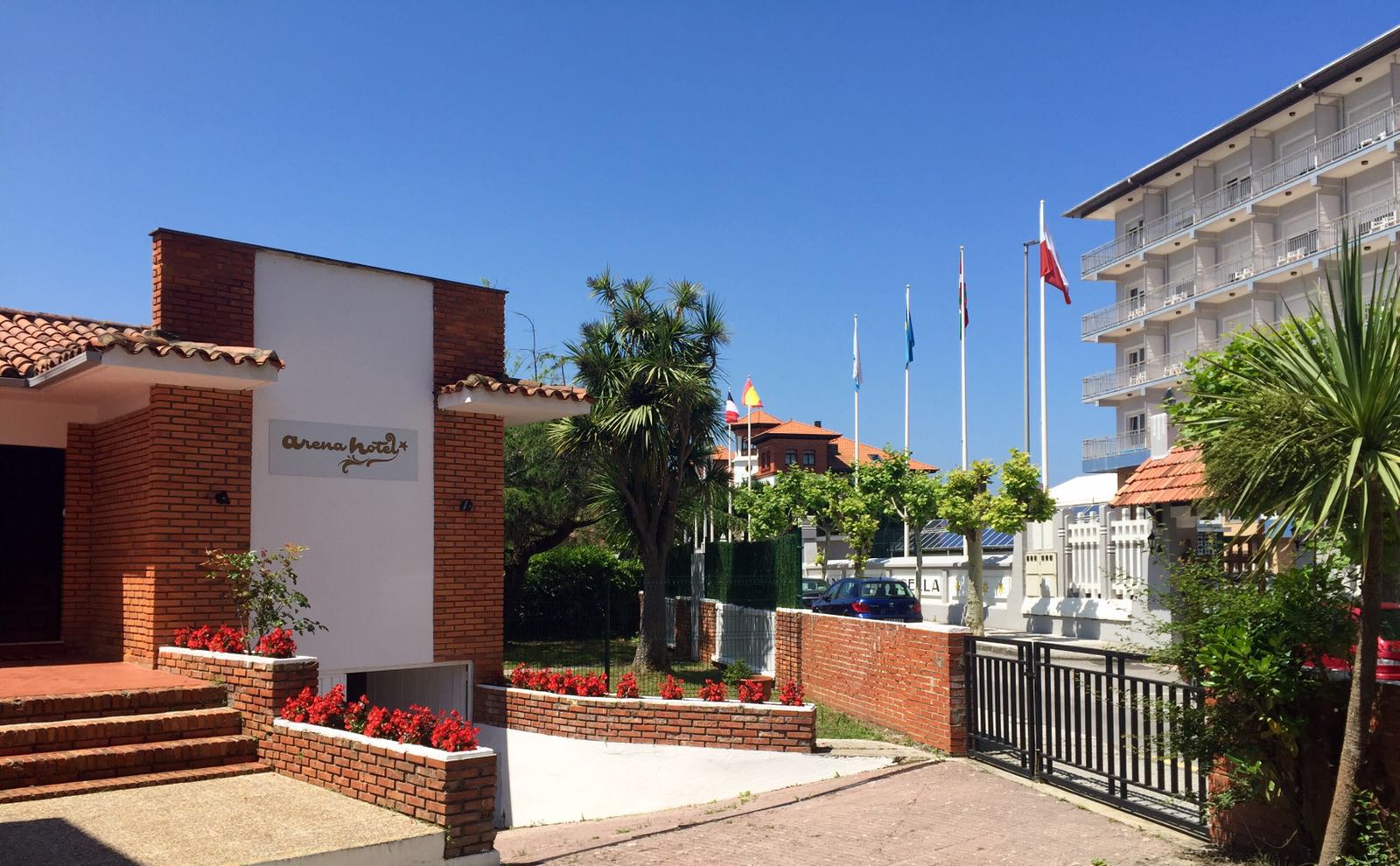 Hotel Arena en Ribadesella, hotel accommodation in Ribadesella on the Camino del Norte