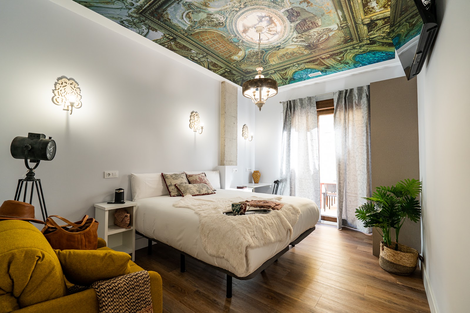 Center Suite Acebedos Santander photo 4, guesthouse accommodation in Santander on the Camino del Norte