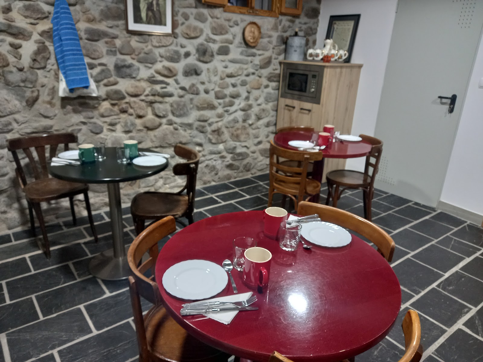 Hotel rural virgen del carmen photo 5, hotel accommodation in Molinaseca on the Camino Frances