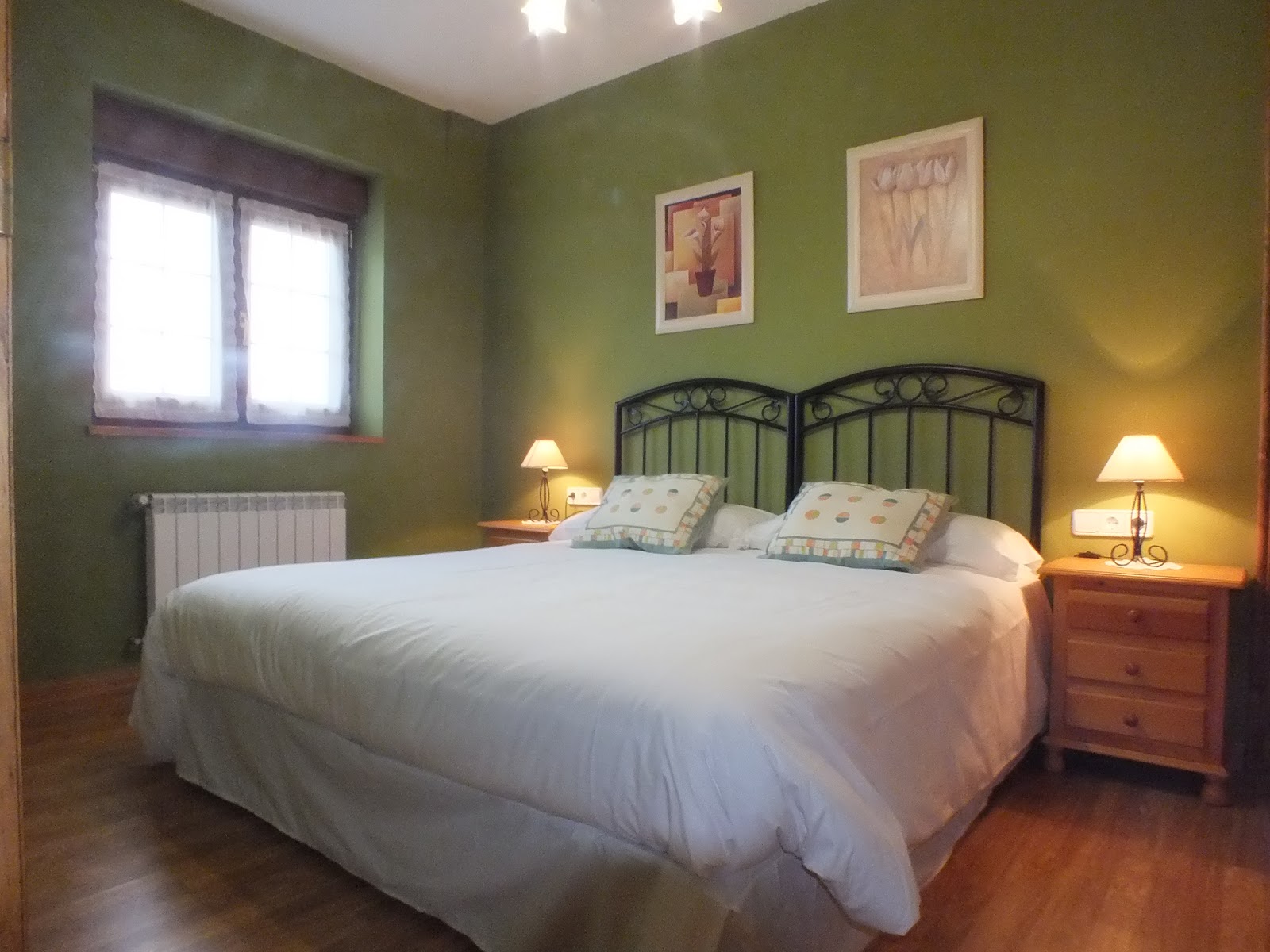 Apartamentos Altamira. photo 10, apartment accommodation in Santillana del Mar on the Camino del Norte