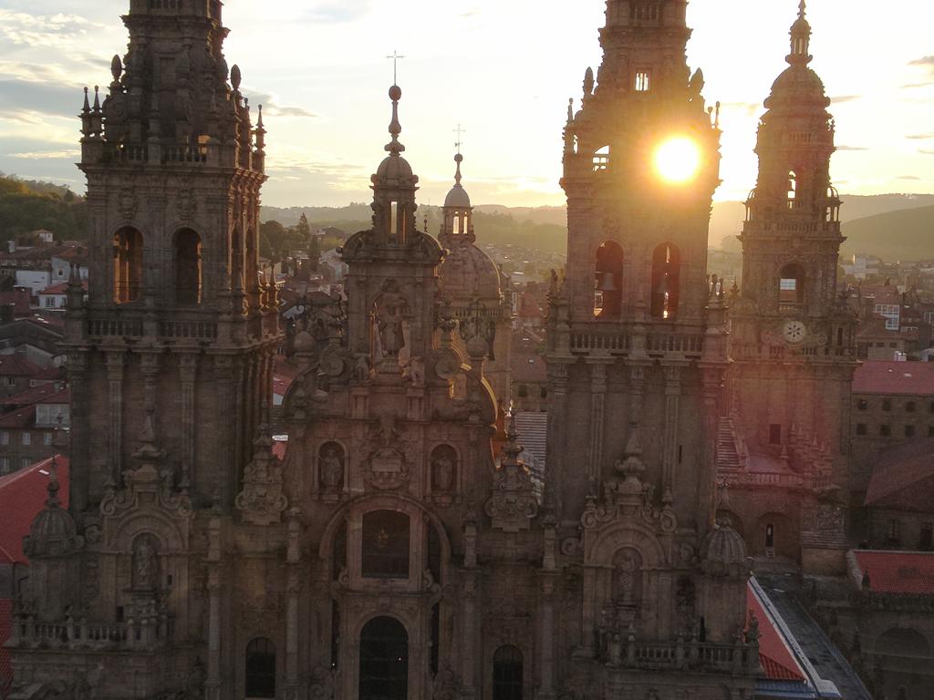 Hostal Nomade Santiago, hotel accommodation in Santiago de Compostela on the Camino Frances