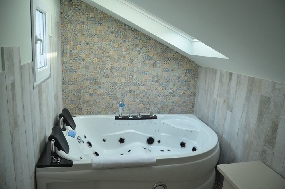 Akla Hotel Suites Santillana photo 8, hotel accommodation in Santillana del Mar on the Camino del Norte