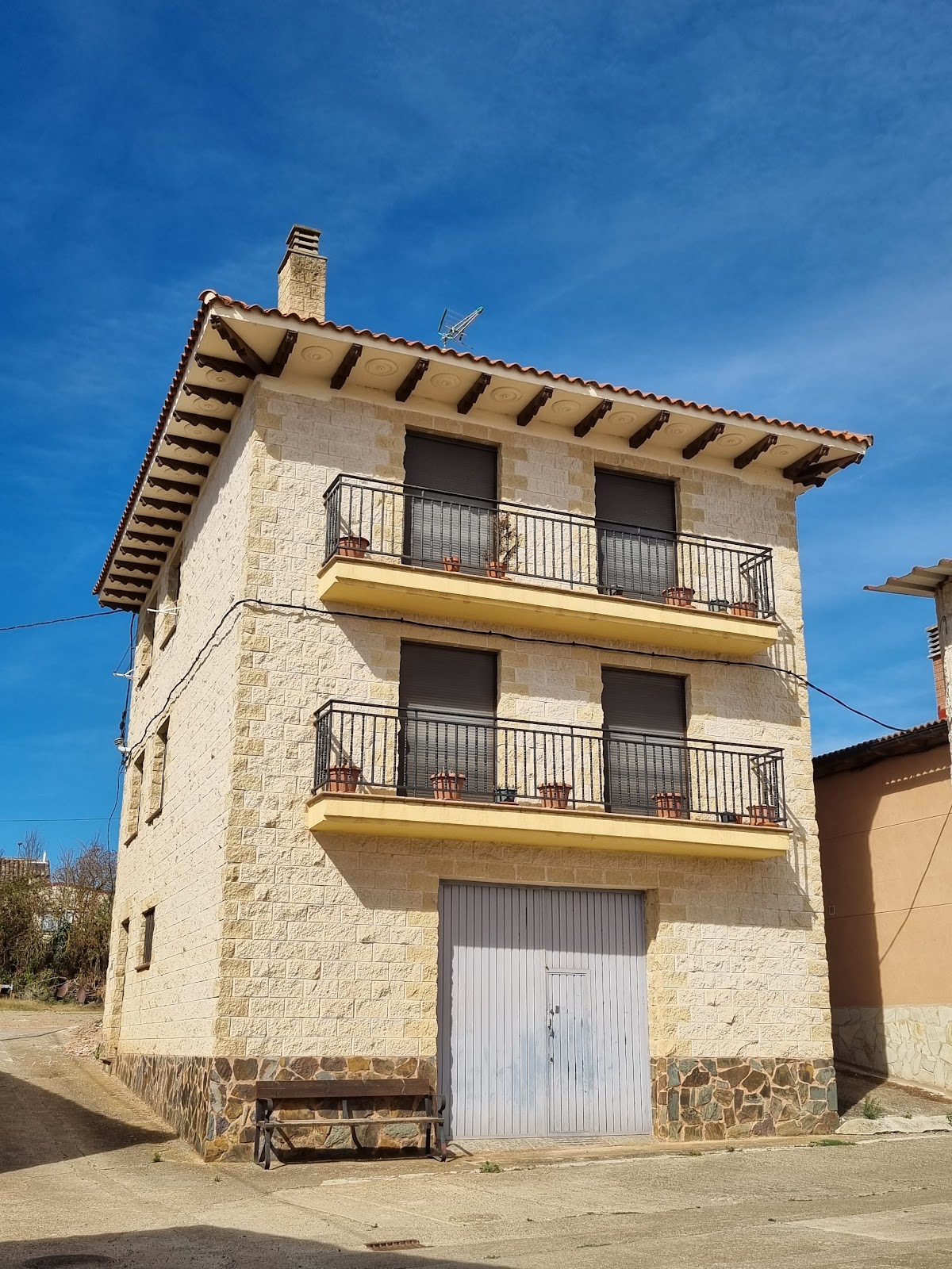 Casa Victoria, guesthouse accommodation in Cirueña on the Camino Frances