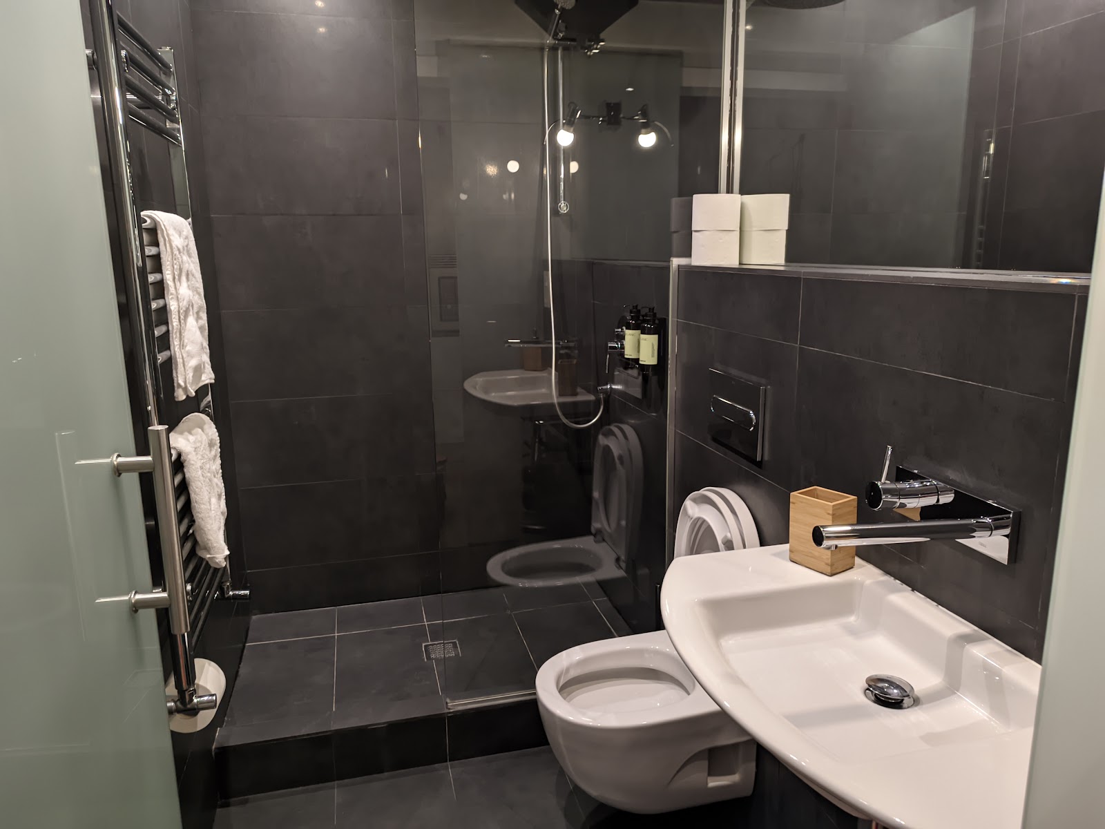 Baps Apartments photo 2, apartment accommodation in Bilbao on the Camino del Norte