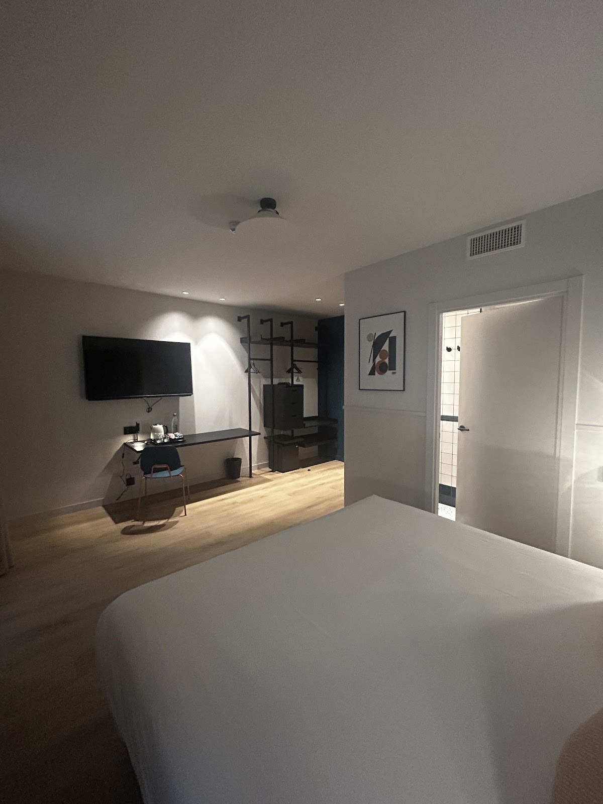 BYPILLOW Bilbo photo 9, hotel accommodation in Bilbao on the Camino del Norte