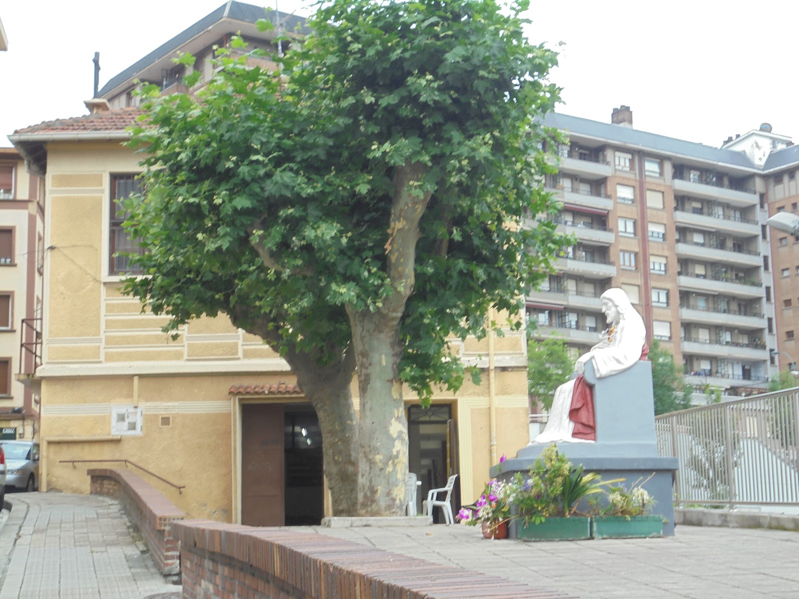 Albergue Santa Cruz photo 2, albergue accommodation in Bilbao on the Camino del Norte