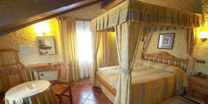Hotel la Casona de Luis photo 9, hotel accommodation in Capilla del Barrio Pereo on the Camino del Norte