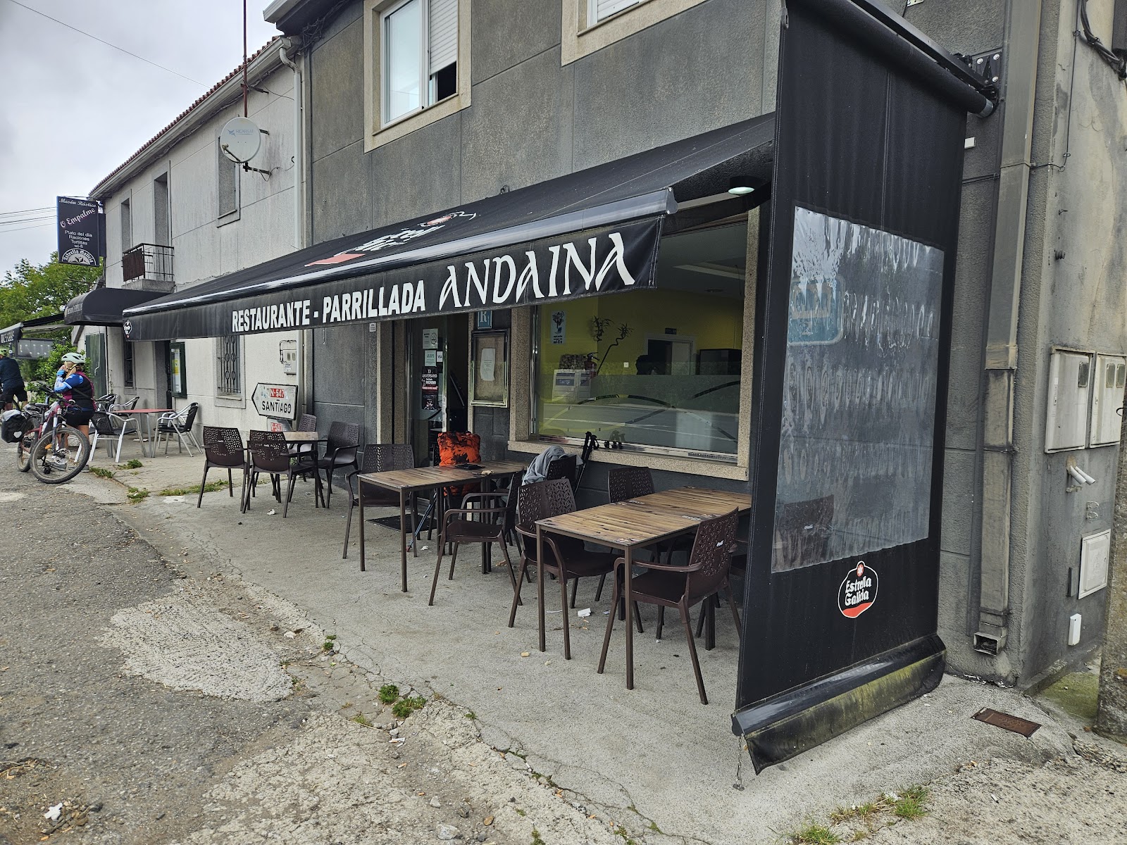 Restaurante Parrillada Albergue Andaina, albergue accommodation in Empalme on the Camino Frances