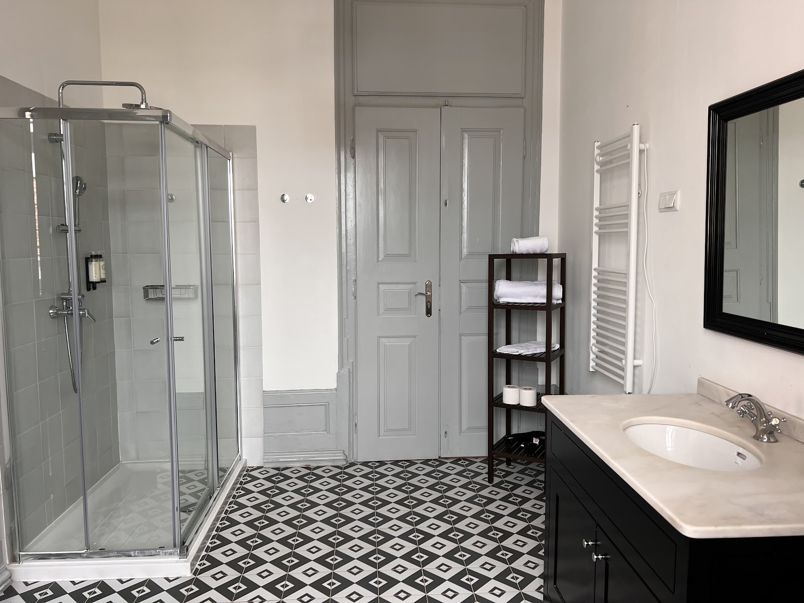 The Luggage Hostel & Suites photo 3, guesthouse accommodation in Coimbra on the Camino Portuguese