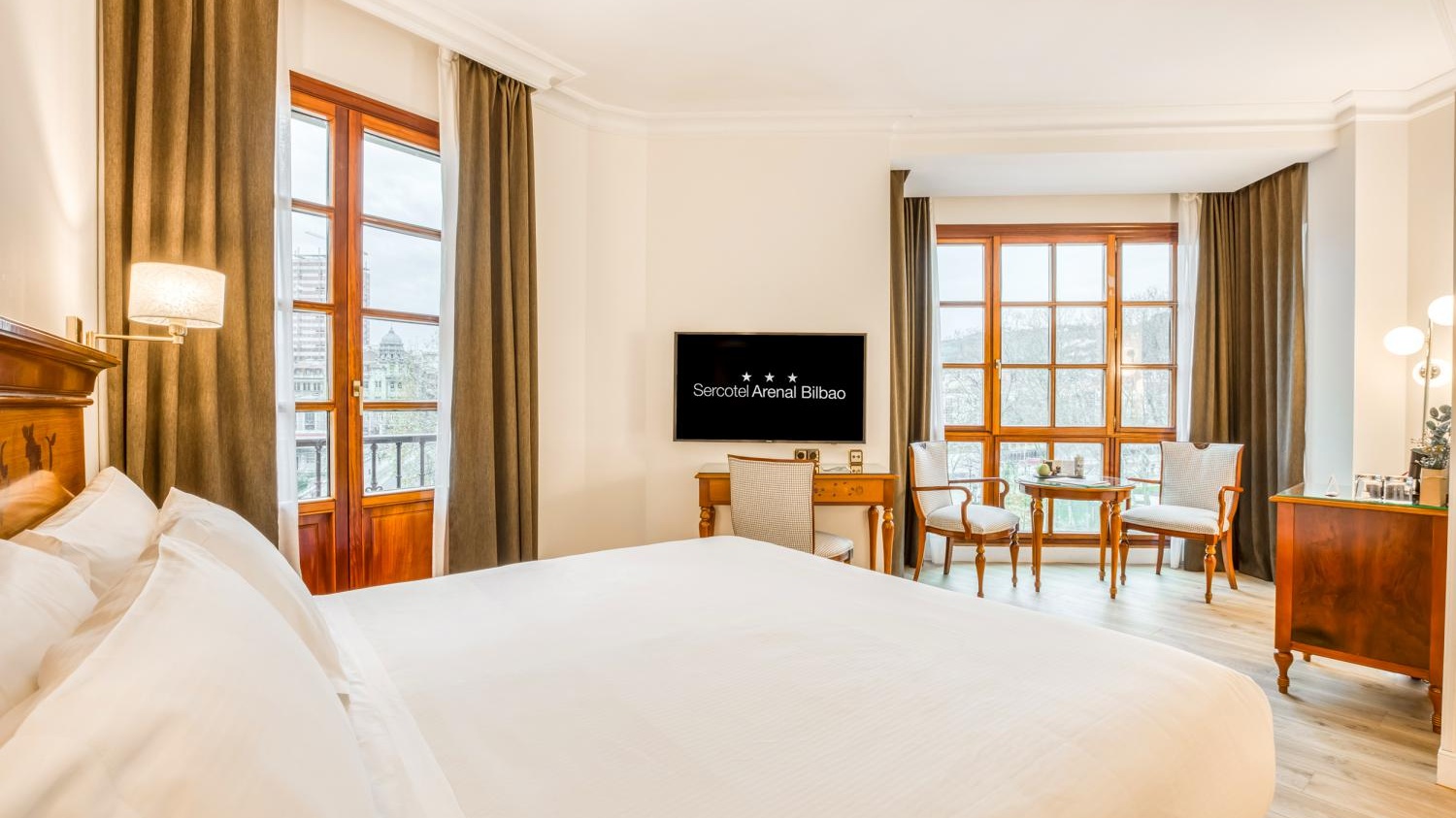 Sercotel Arenal Bilbao, hotel accommodation in Bilbao on the Camino del Norte