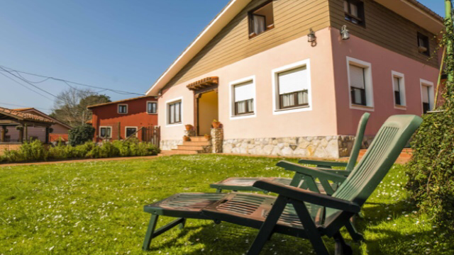 Apartamentos El Cordial De Fausto - Apartment (2-3 People), apartment accommodation in Naves on the Camino del Norte