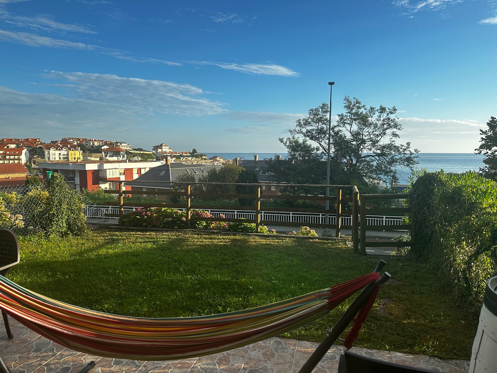 La Casa de las Flores Comillas, guesthouse accommodation in Comillas on the Camino del Norte