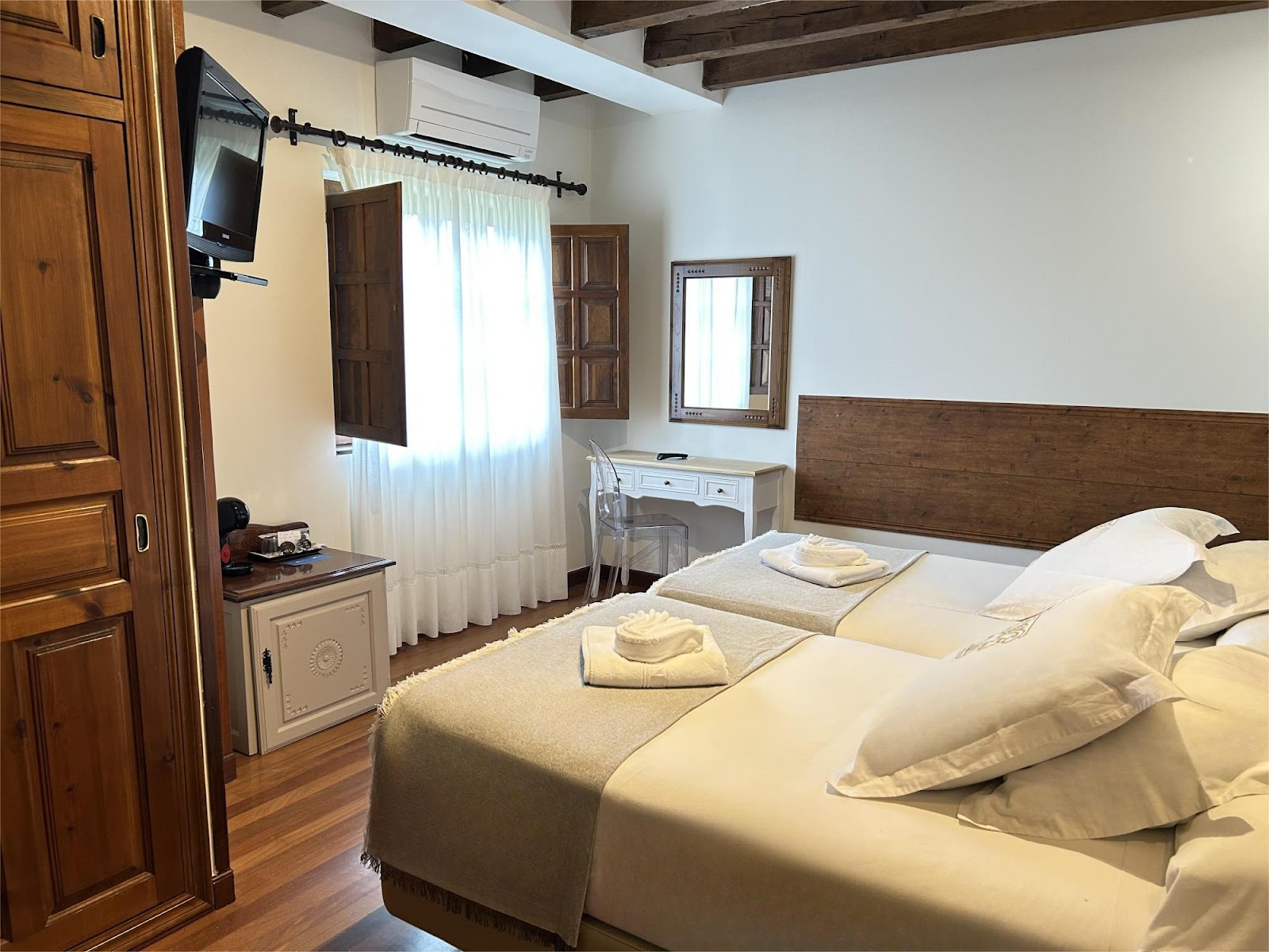 Hotel San Marcos photo 10, albergue accommodation in Santillana del Mar on the Camino del Norte