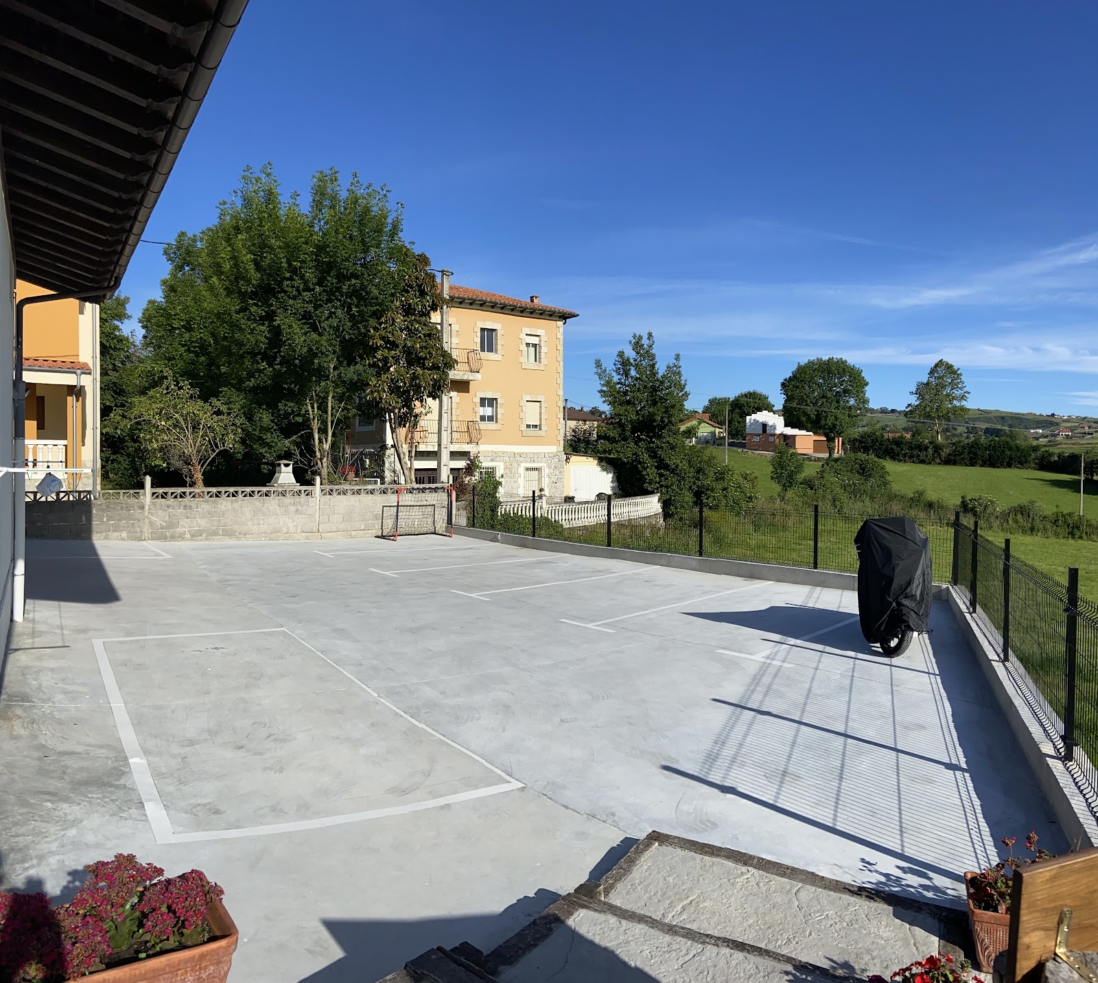 Posada la fontana, guesthouse accommodation in Capilla del Barrio Pereo on the Camino del Norte