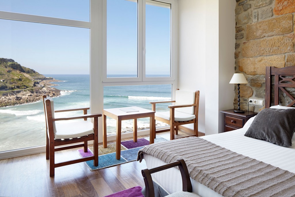 Saiaz Getaria Hotela, hotel accommodation in Getaria on the Camino del Norte