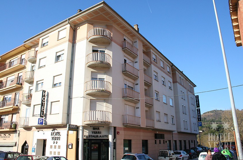 Hotel Yerri, hotel accommodation in Estella on the Camino Frances