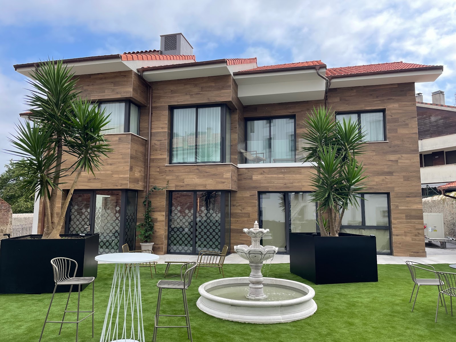 Apartamentos Las Indianas, apartment accommodation in Nueva on the Camino del Norte