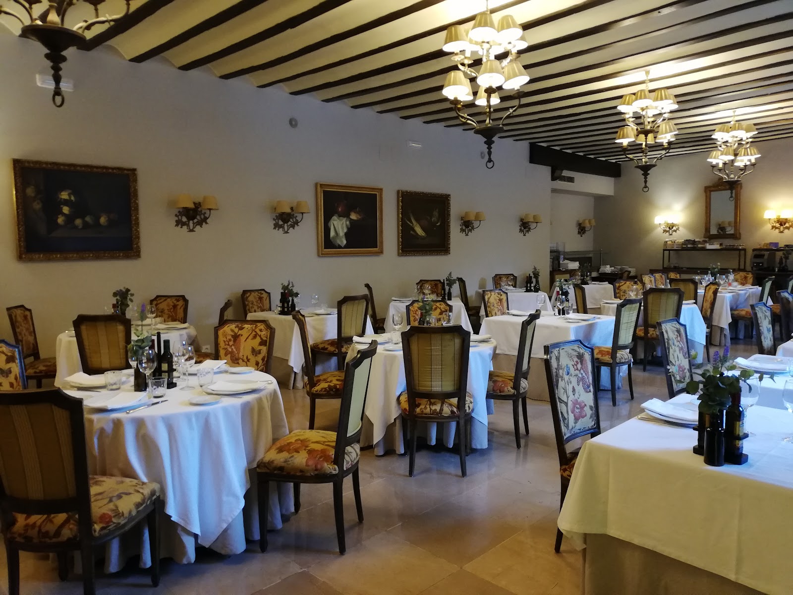 Parador de Santillana Gil Blas photo 4, hotel accommodation in Santillana del Mar on the Camino del Norte