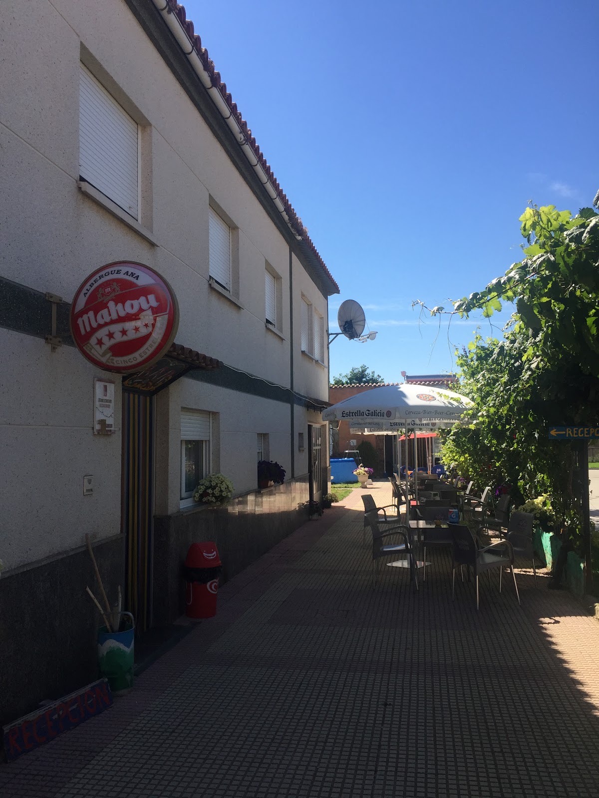 Albergue Peregrinos Santa Ana photo 8, hostel accommodation in San Martin del Camino on the Camino Frances