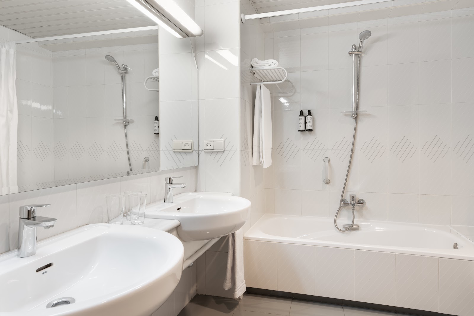 Hotel Almirante Bonifaz photo 7, hotel accommodation in Burgos on the Camino Frances