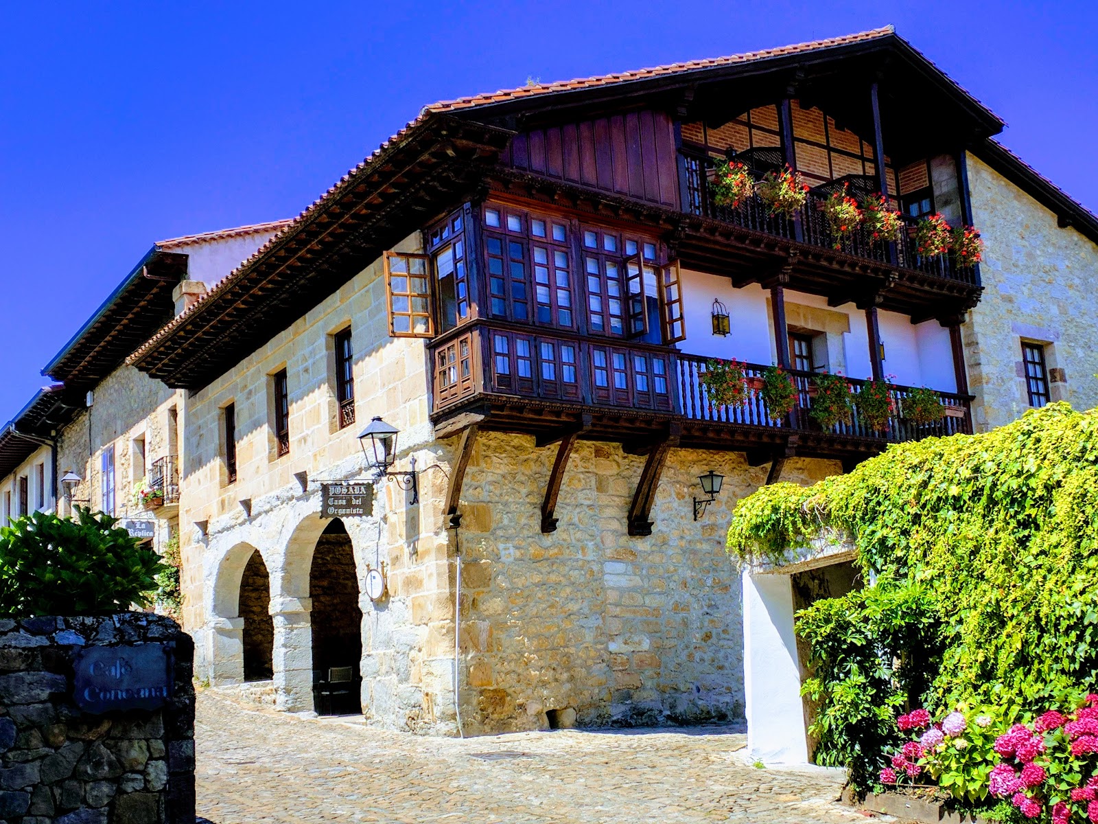 Parador de Santillana Gil Blas photo 10, hotel accommodation in Santillana del Mar on the Camino del Norte