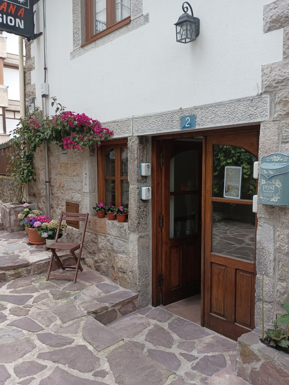 Pensión liebana, guesthouse accommodation in San Vicente de la Barquera on the Camino del Norte