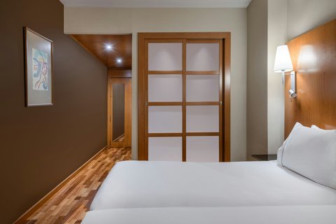 AC Hotel Leon San Antonio photo 5, hotel accommodation in León on the Camino Frances