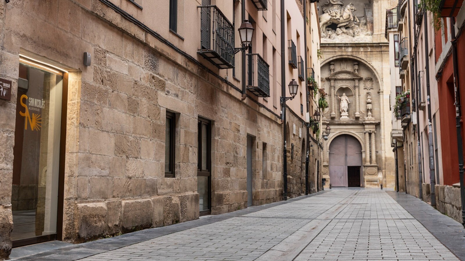 Albergue San Nicolás, hostel accommodation in Logroño on the Camino Frances