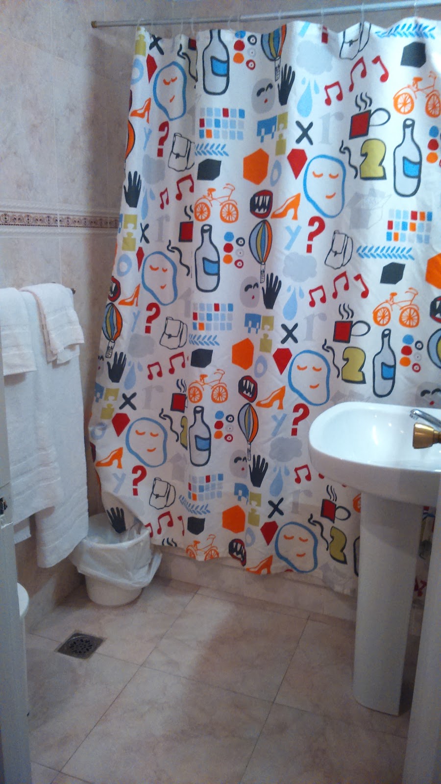 Hotel Photo Zabalburu photo 4, hotel accommodation in Bilbao on the Camino del Norte