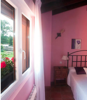 Posada Las Tres Mentiras photo 6, albergue accommodation in Capilla del Barrio Pereo on the Camino del Norte