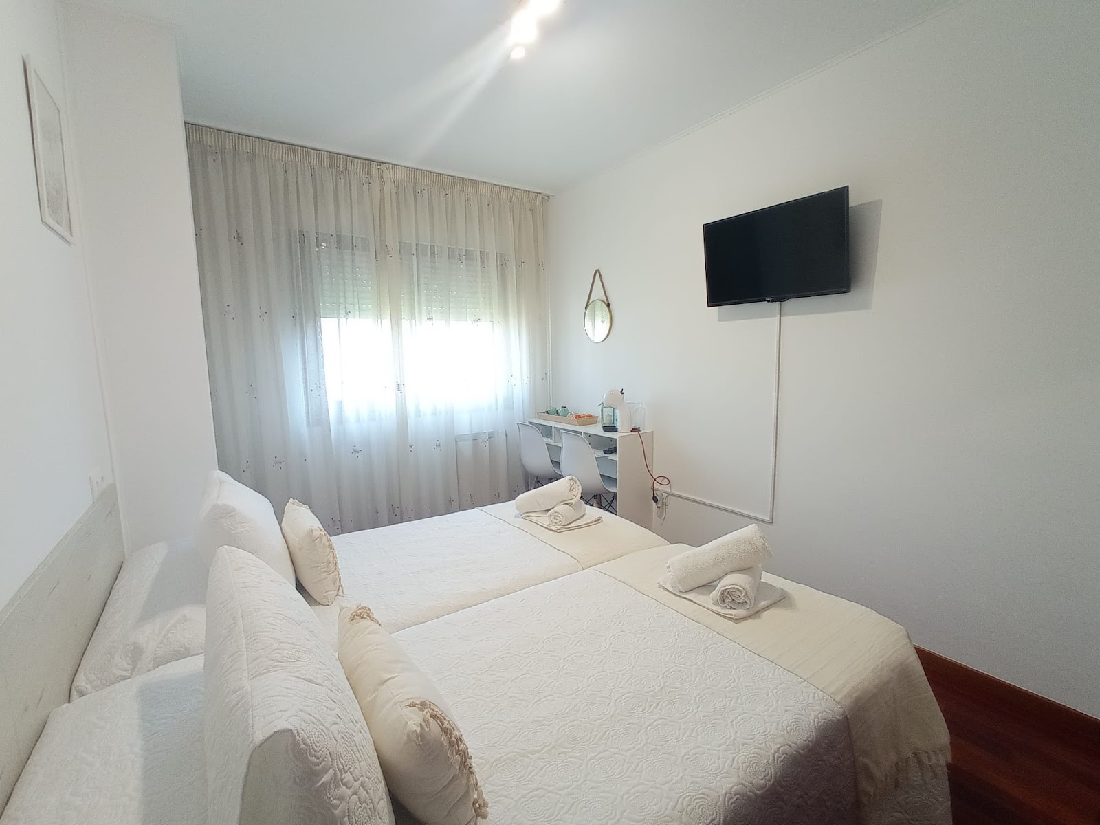Martínez Rooms Pilgrims photo 2, guesthouse accommodation in Caldas de Reis on the Camino Portuguese