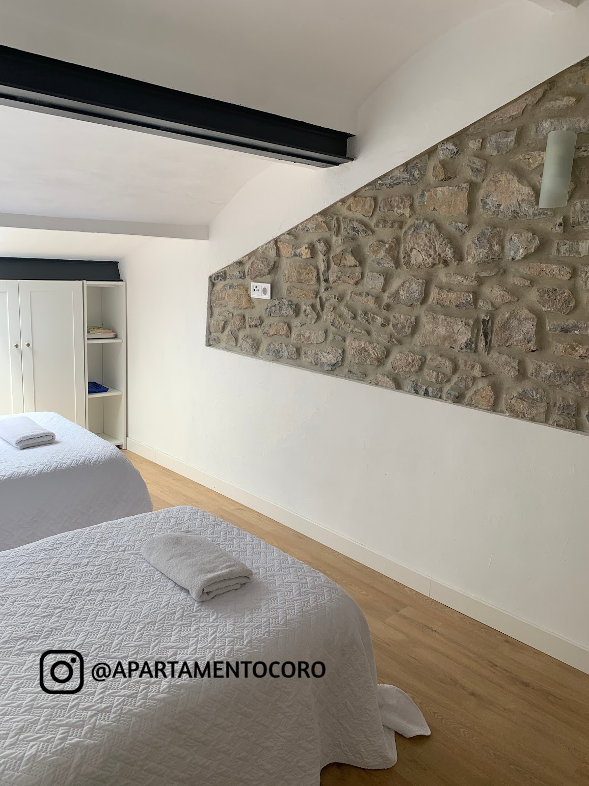 Apartamentos Coro photo 2, hotel accommodation in Villaviciosa on the Camino del Norte