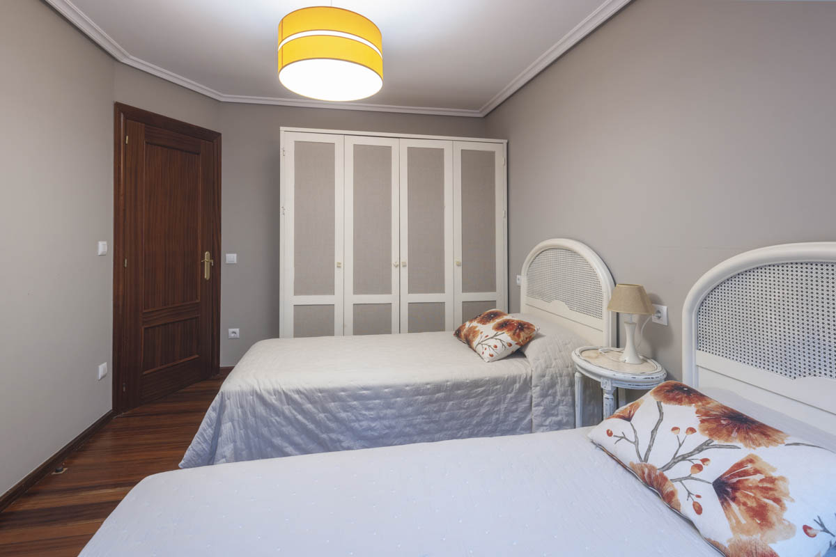 Apartamentos Cotiello, apartment accommodation in Llanes on the Camino del Norte