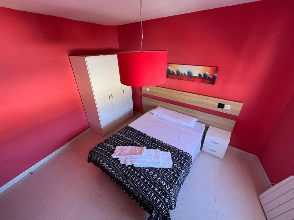 Residencia Vista Alegre photo 3, albergue accommodation in Santiago de Compostela on the Camino Frances