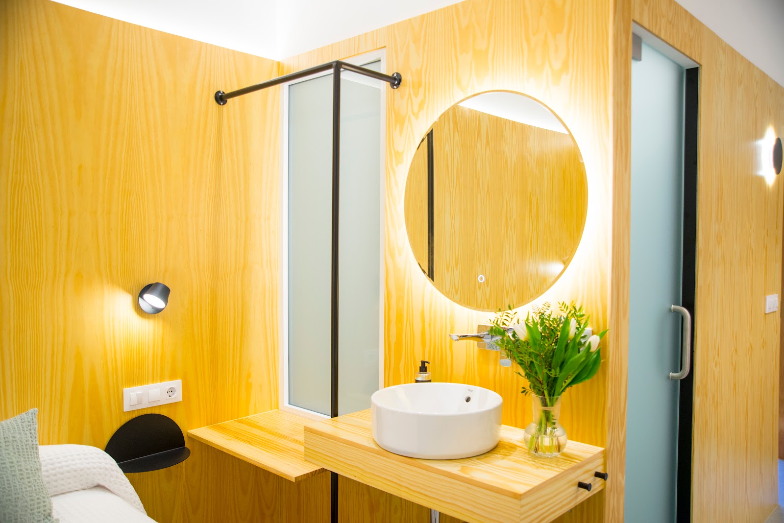 Kalidas Hostel Suites photo 6, guesthouse accommodation in Caldas de Reis on the Camino Portuguese