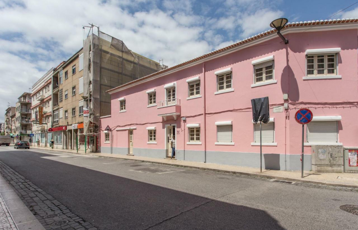 Family Home Lisboa, guesthouse accommodation in Vila Franca de Xira on the Camino Portuguese