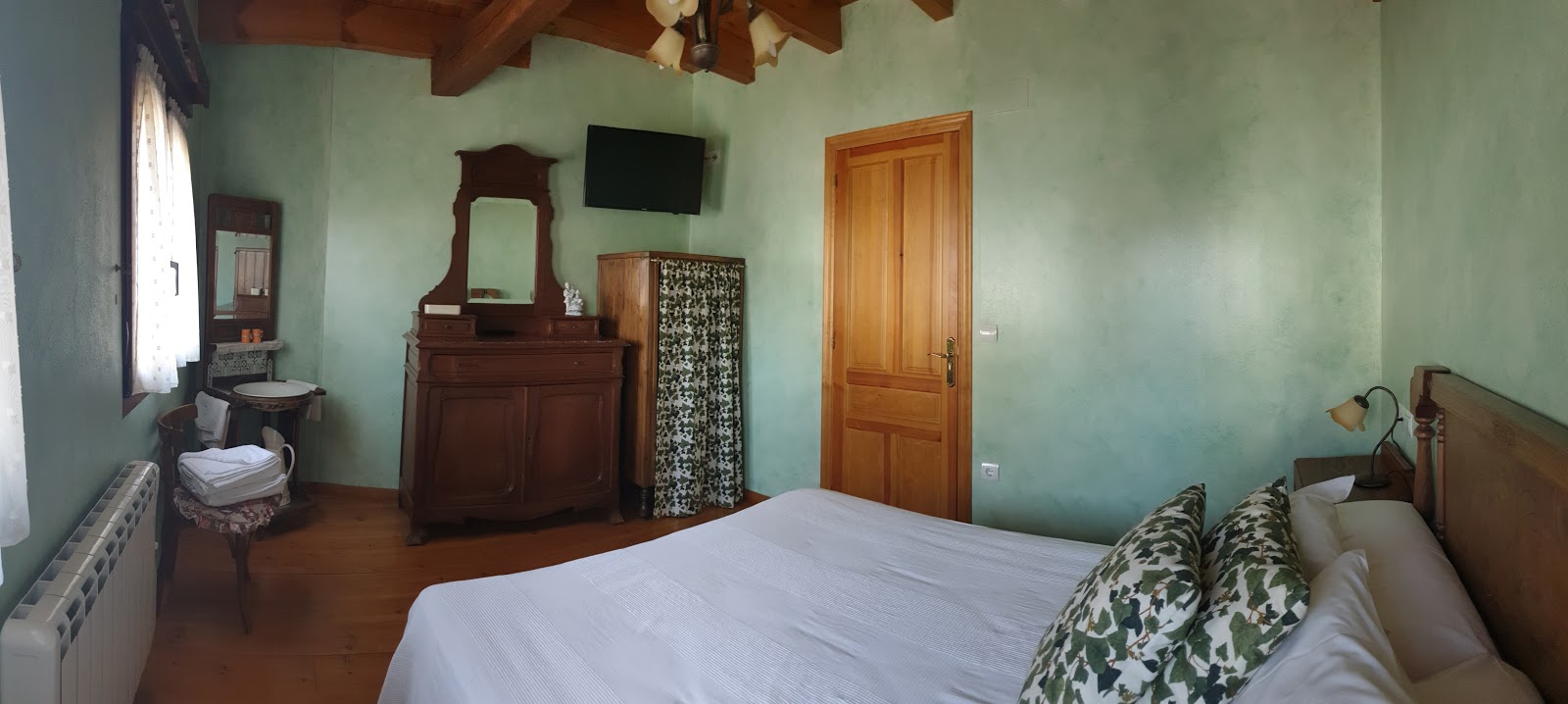 Casina de Terobe, villa accommodation in Cacabelos on the Camino Frances
