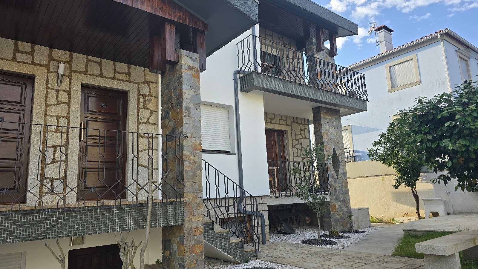 A Trajadinha do Lima, guesthouse accommodation in Ponte de Lima on the Camino Portuguese