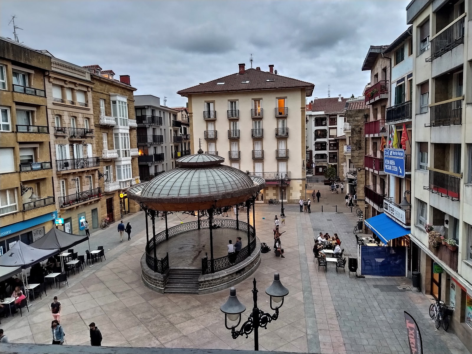 Musika Plaza Hostal, pension accommodation in Zarautz on the Camino del Norte