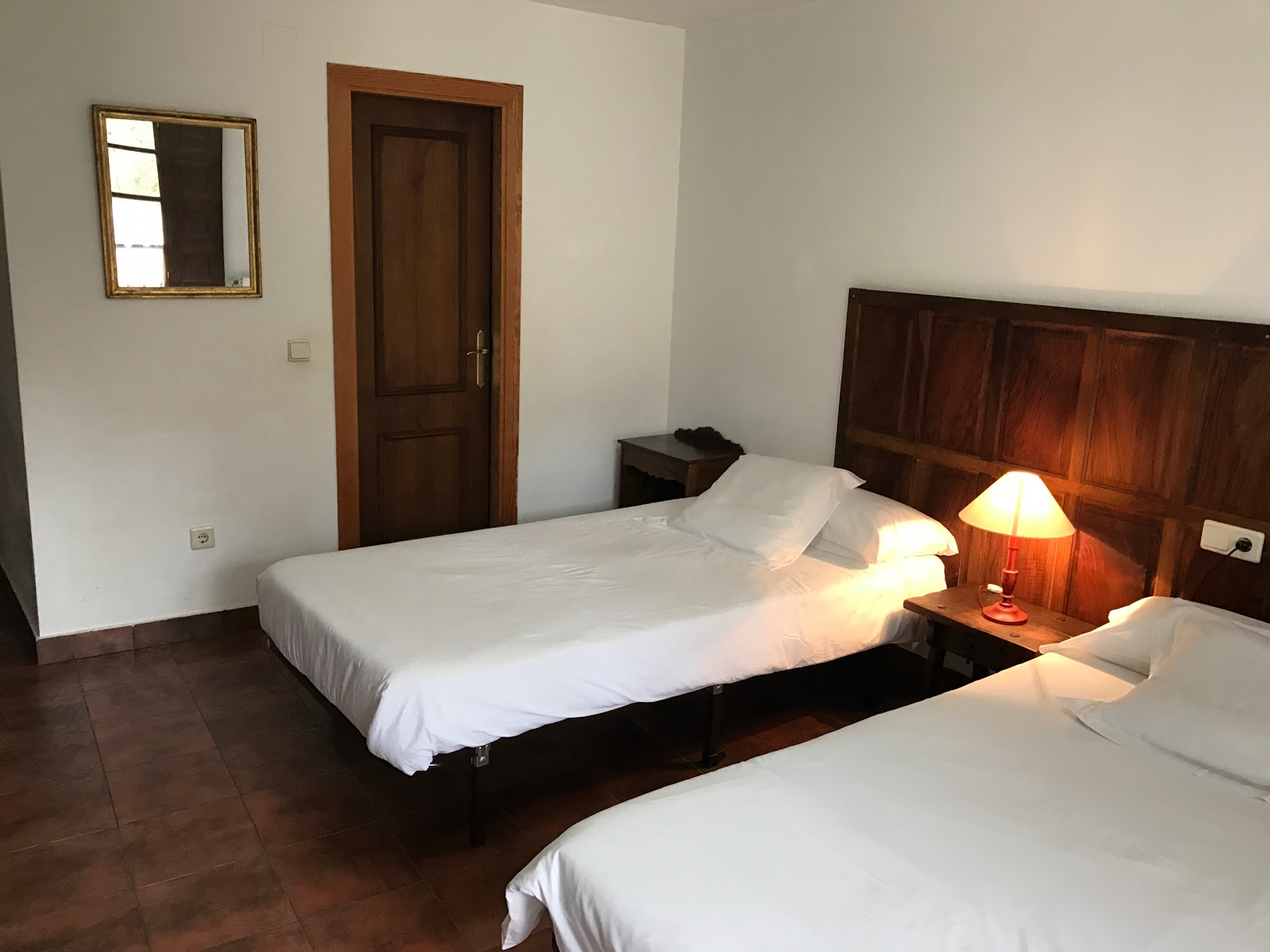 Hotel Rural Casa Del Reloj photo 3, accommodation listing in Molinaseca on the Camino Frances