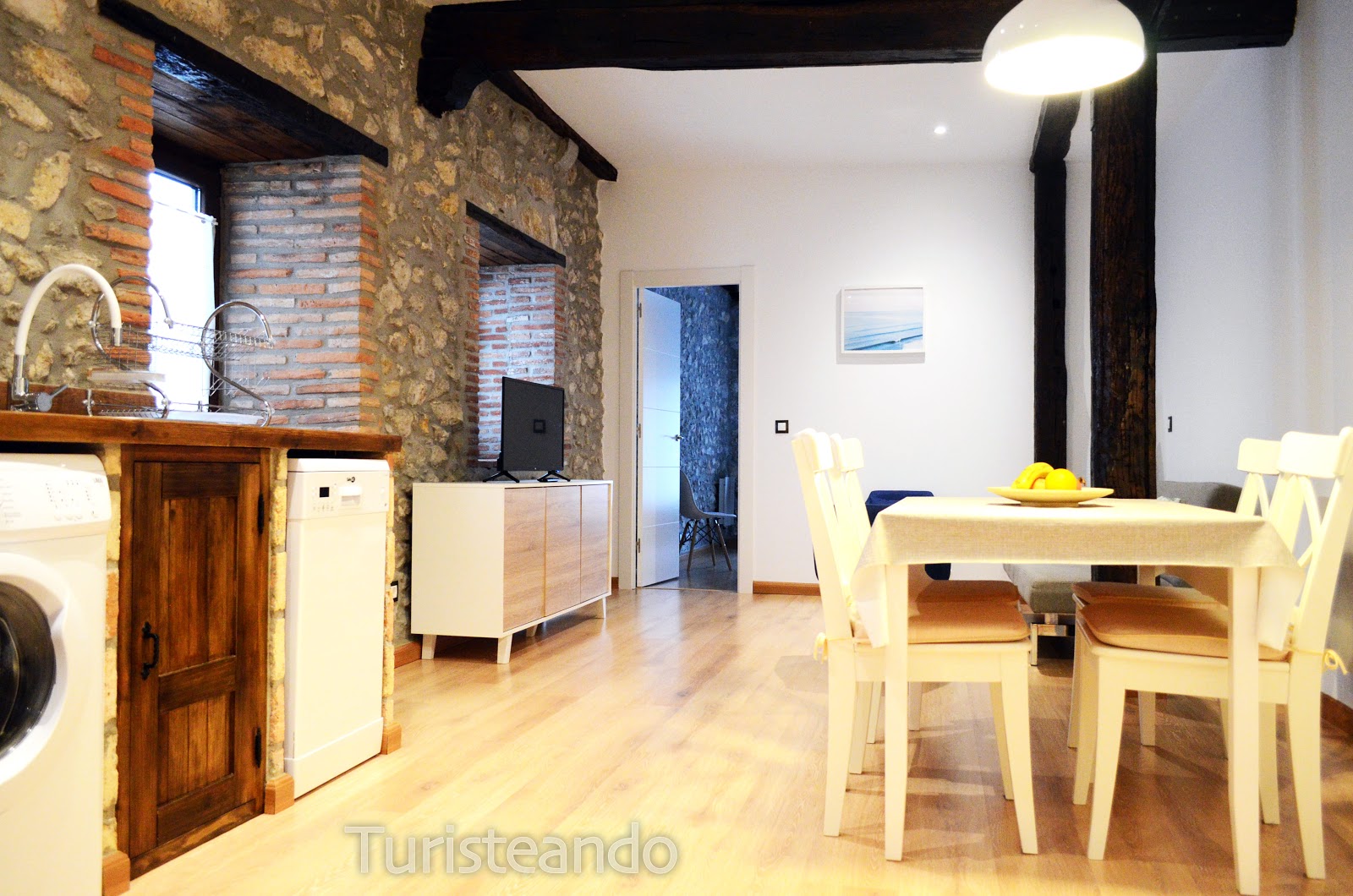Apartamentos Llerandi - Agencia Turisteando photo 7, apartment accommodation in San Vicente de la Barquera on the Camino del Norte